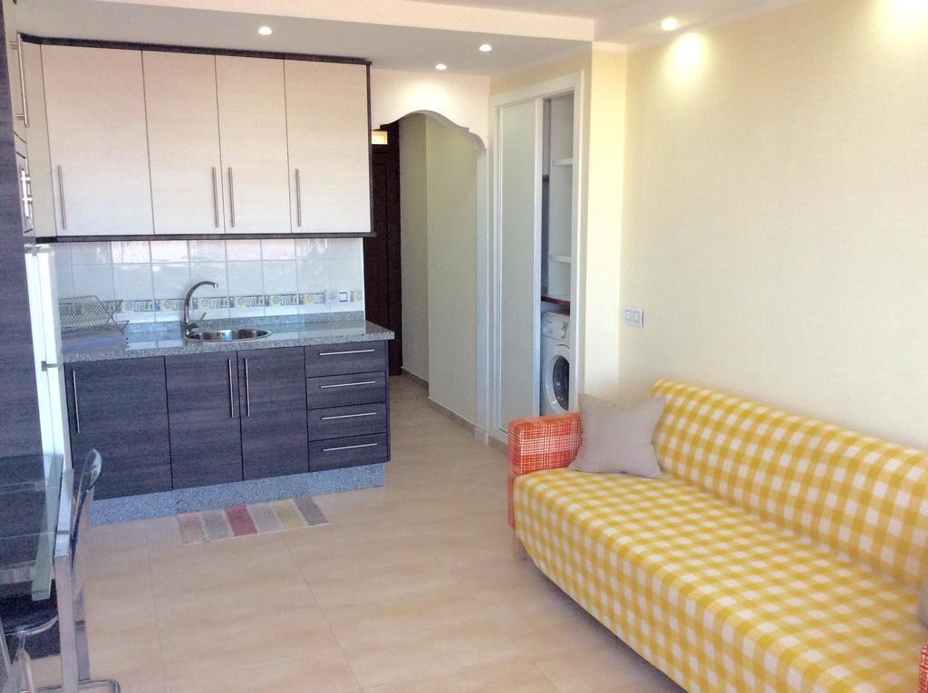 Apartment With Terrace In Playa De Las Americas Exterior photo